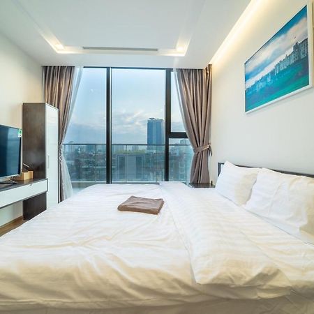 Bom Homes- Vinhomes Metropolis-Service Apartment Ханой Екстериор снимка