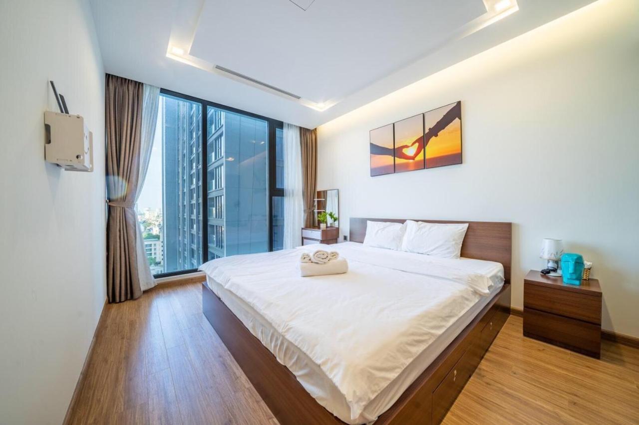 Bom Homes- Vinhomes Metropolis-Service Apartment Ханой Екстериор снимка