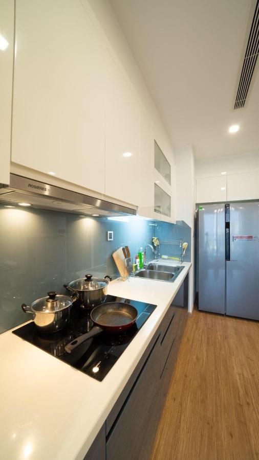 Bom Homes- Vinhomes Metropolis-Service Apartment Ханой Екстериор снимка