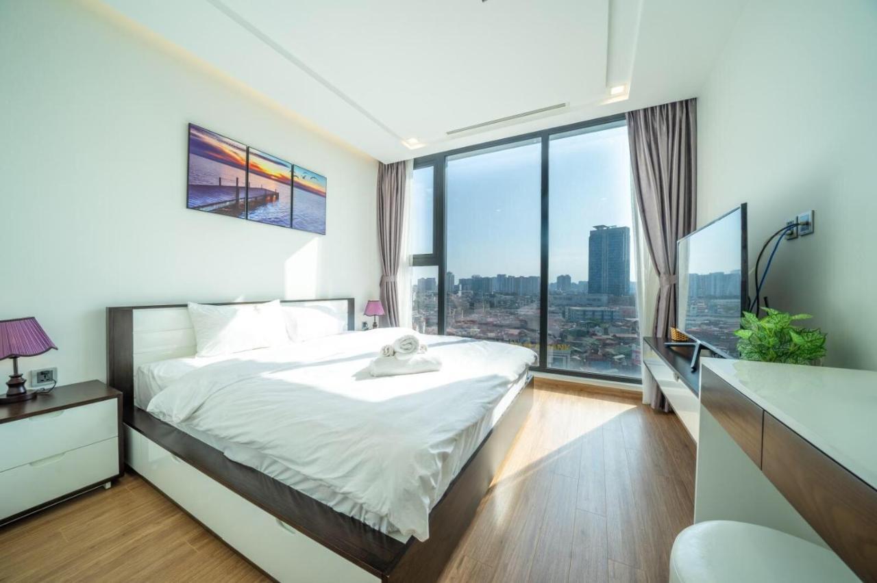 Bom Homes- Vinhomes Metropolis-Service Apartment Ханой Екстериор снимка