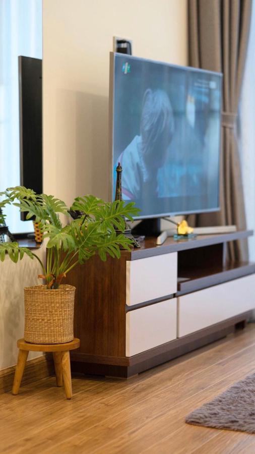 Bom Homes- Vinhomes Metropolis-Service Apartment Ханой Екстериор снимка