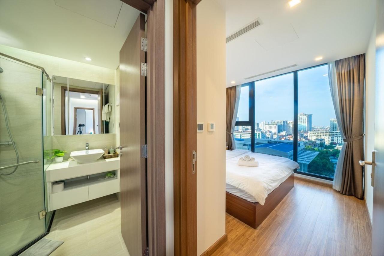 Bom Homes- Vinhomes Metropolis-Service Apartment Ханой Екстериор снимка